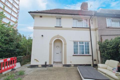 3 bedroom terraced house for sale, Longridge Lane, Southall