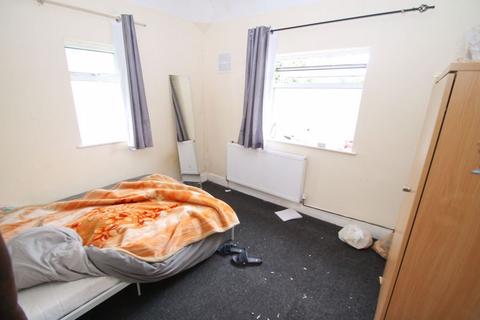 6 Longridge Lane, Southall, UB1 3JH