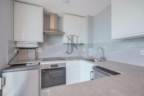 2 bedroom apartment to rent, West Green Road, Turnpike Lane, London, N15 3DA