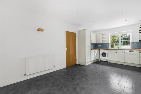 42a Cambridge Road, Great Shelford, Cambridge, CB22 5JS