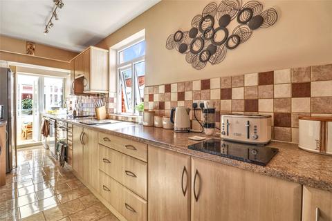 4 bedroom house for sale, Mantle Street, Wellington, Somerset, TA21