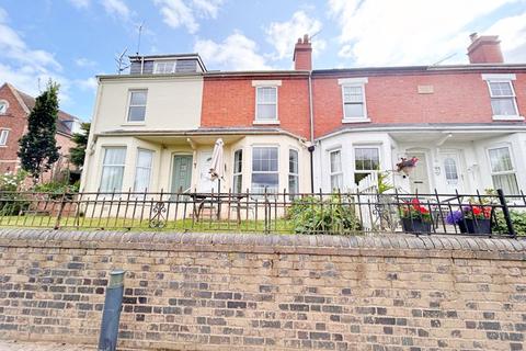 2 bedroom terraced house for sale, Diglis Avenue, Worcester