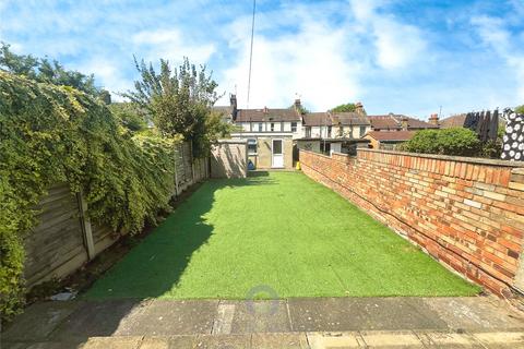 98 Howarth Road, London, SE2 0UP