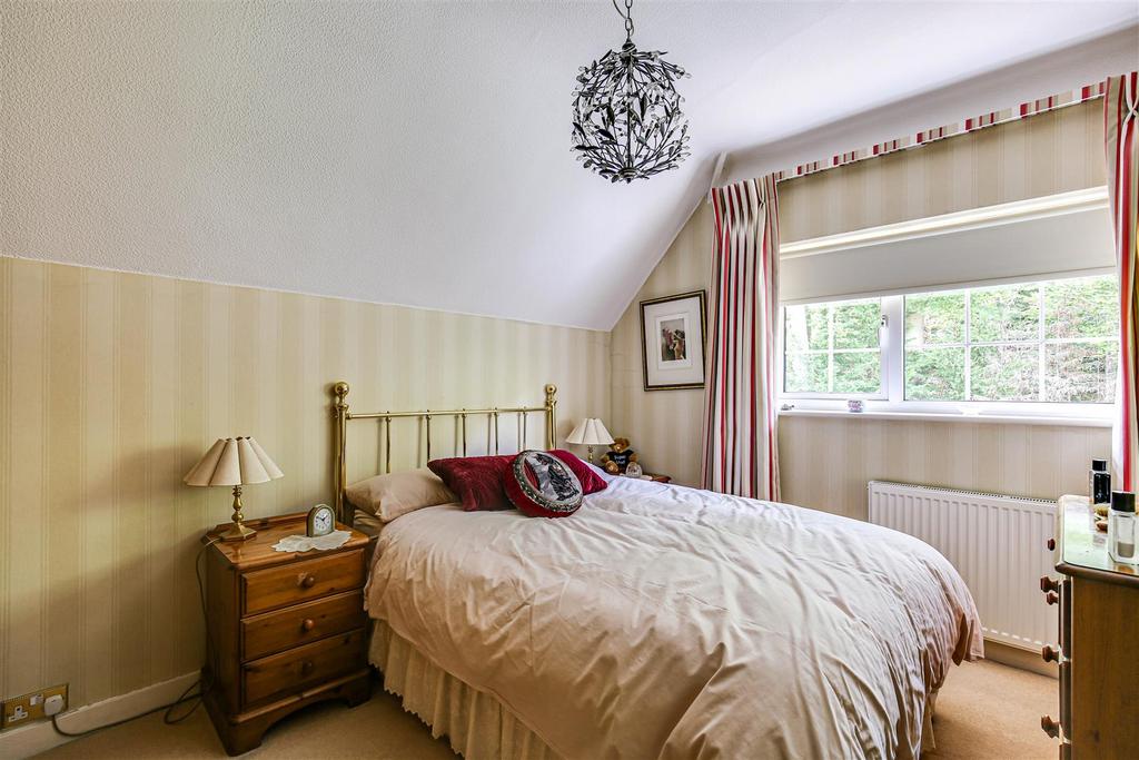 13 bedroom 1.jpg