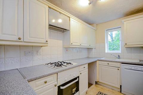 2 bedroom flat for sale, Bodiam Court, Maidstone, ME16