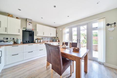 4 bedroom semi-detached house for sale, School Lane, Hampshire PO9