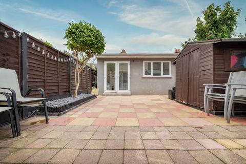 70 Beckenham Lane, Bromley, BR2 0DW