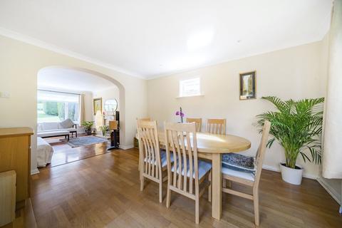 4 bedroom detached house for sale, Henchley Dene, Guildford GU4