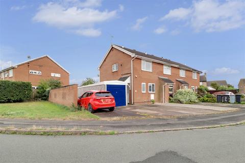 2 bedroom end of terrace house for sale, Bexington Drive, Crewe