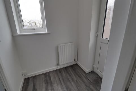 2 bedroom end of terrace house for sale, Bexington Drive, Crewe