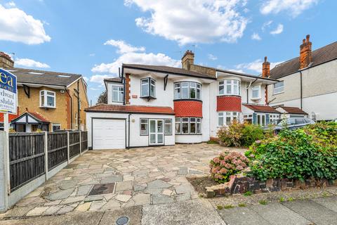 4 bedroom semi-detached house for sale, Bromley Avenue Bromley BR1