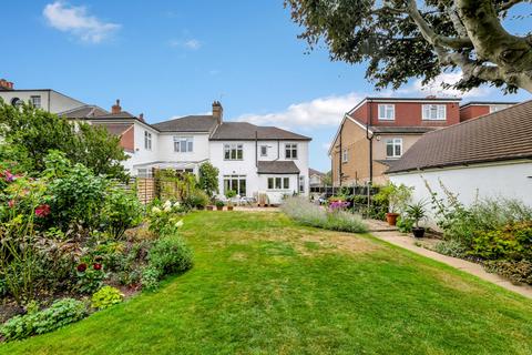 4 bedroom semi-detached house for sale, Bromley Avenue Bromley BR1