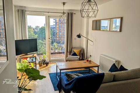 1 bedroom flat for sale, Maher Court, Upper North Street, London, E14