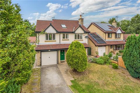 10 Garsdale Fold, Collingham, Wetherby, LS22 5LT
