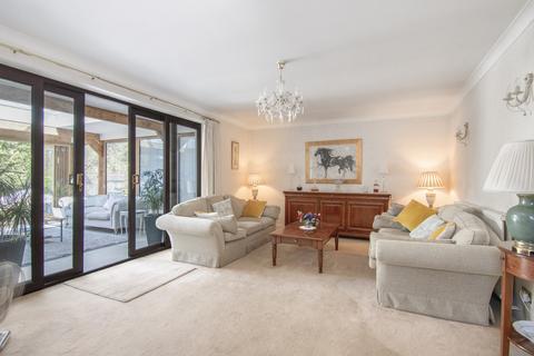 Oaklands Orange Tree Hill, Havering-atte-bower, Romford, RM4 1PB