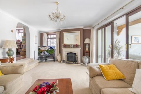 Oaklands Orange Tree Hill, Havering-atte-bower, Romford, RM4 1PB