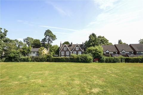 5 bedroom semi-detached house for sale, The Green, Harefield, Uxbridge