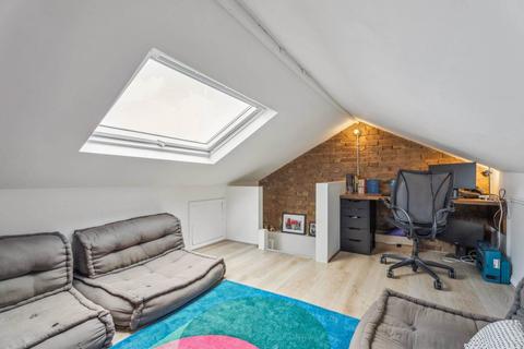 55a Park Road, Bushey, WD23 3EE