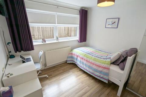18 Fords Road, Shirley, Solihull, B90 1DU