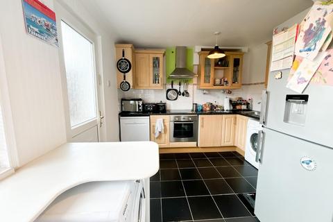 3 bedroom semi-detached house for sale, Kerry Road, Bristol