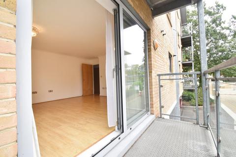 2 bedroom apartment for sale, Hersham Road, Walton-on-Thames, KT12