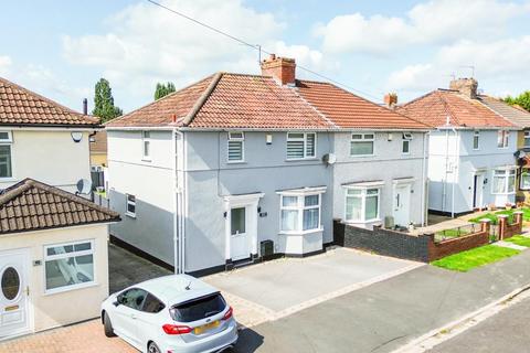 3 bedroom semi-detached house for sale, Queensdale Crescent, Bristol, BS4 2TN