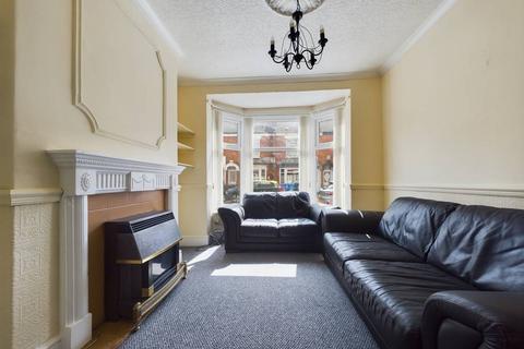 2 bedroom end of terrace house for sale, Newstead Street, HU5