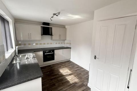 2 bedroom apartment to rent, Charnwood Court, Coalville LE67