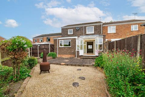 3 bedroom semi-detached house for sale, Blacksmiths Way, Norwich