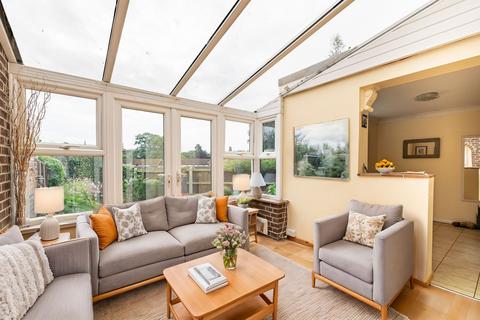 33 Blacksmiths Way, Norwich, NR6 7DT