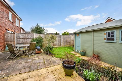 38 Barnfield Rise, Andover, SP10 2UQ