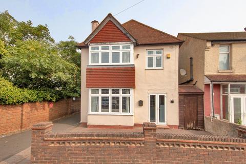 4 bedroom detached house for sale, London Road, Northfleet, Gravesend, Kent, DA11