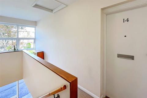 Flat 14, Beverley Court Bath Road, Worthing, BN11 3PF