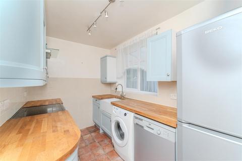67 Bordars Road, London, W7 1AL