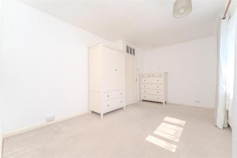67 Bordars Road, London, W7 1AL