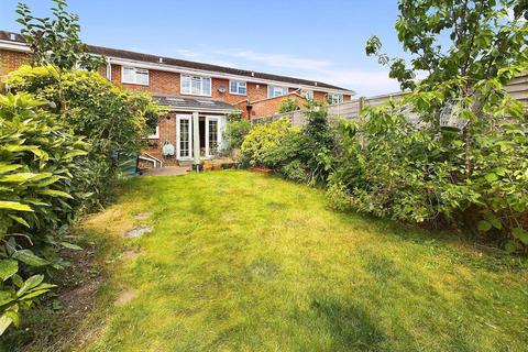 3 bedroom terraced house for sale, Rydens Park, Walton-On-Thames