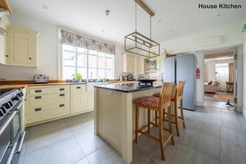 5 bedroom townhouse for sale, Old Street, Ludlow