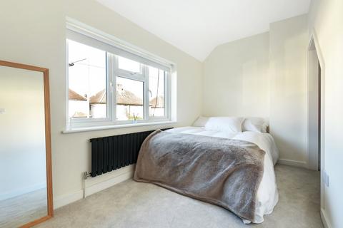 6 Rosebery Road, Kingston Upon Thames, KT1 3LN