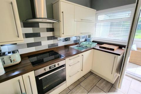 Eifionydd, 10 Bron Y Graig, Harlech, LL46 2SR