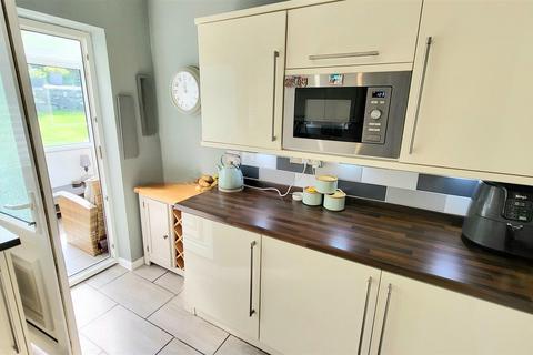 Eifionydd, 10 Bron Y Graig, Harlech, LL46 2SR