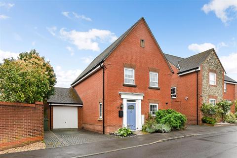 4 bedroom detached house for sale, Clanfield, Hampshire