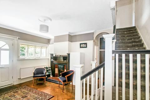 15 Cullesden Road, Kenley, CR8 5LR