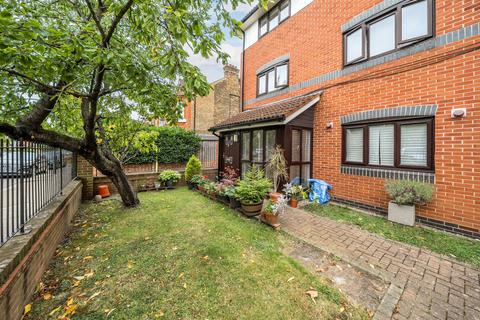 1 bedroom apartment to rent, Wrentham Avenue, Kensal Rise, London, NW10