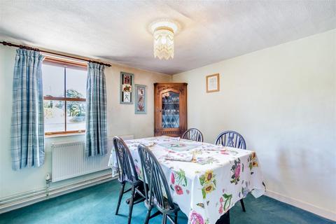 2 bedroom end of terrace house for sale, North Street, Sutton Valence, Maidstone