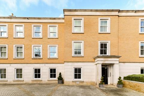 1 bedroom flat to rent, Wycombe Square, Campden Hill Road, London, W8