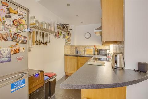 1 bedroom maisonette for sale, Amersham Road, High Wycombe HP13