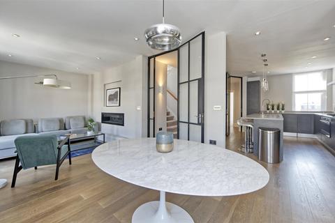 3 bedroom penthouse for sale, Hamlet Gardens, London, W6