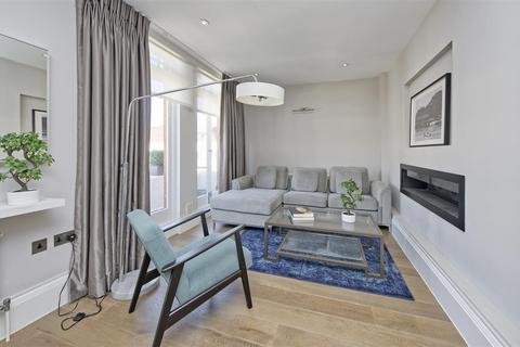 Flat, 80 Hamlet Gardens, London, W6 0SX