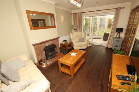 15 Crown Close, Orpington, BR6 6JP