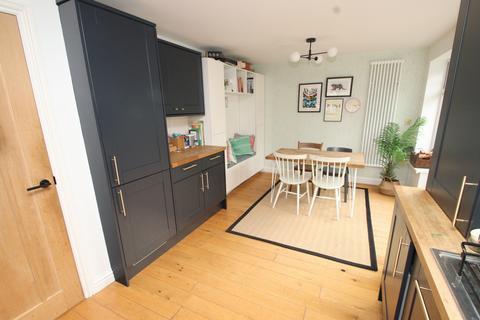 8 Kendall Avenue, Beckenham, BR3 4QB